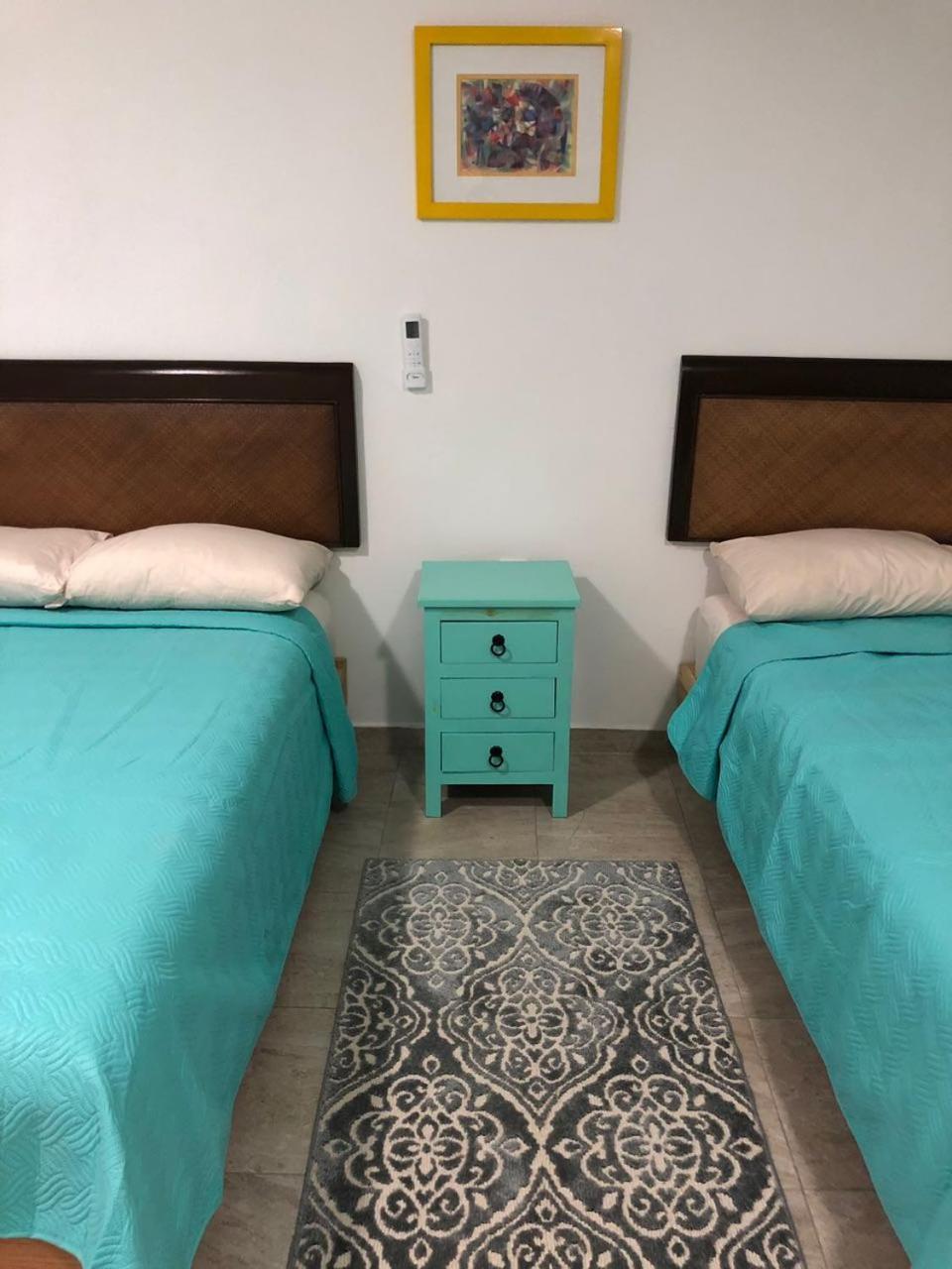 Airport Sleepy Inn Cancún Kültér fotó
