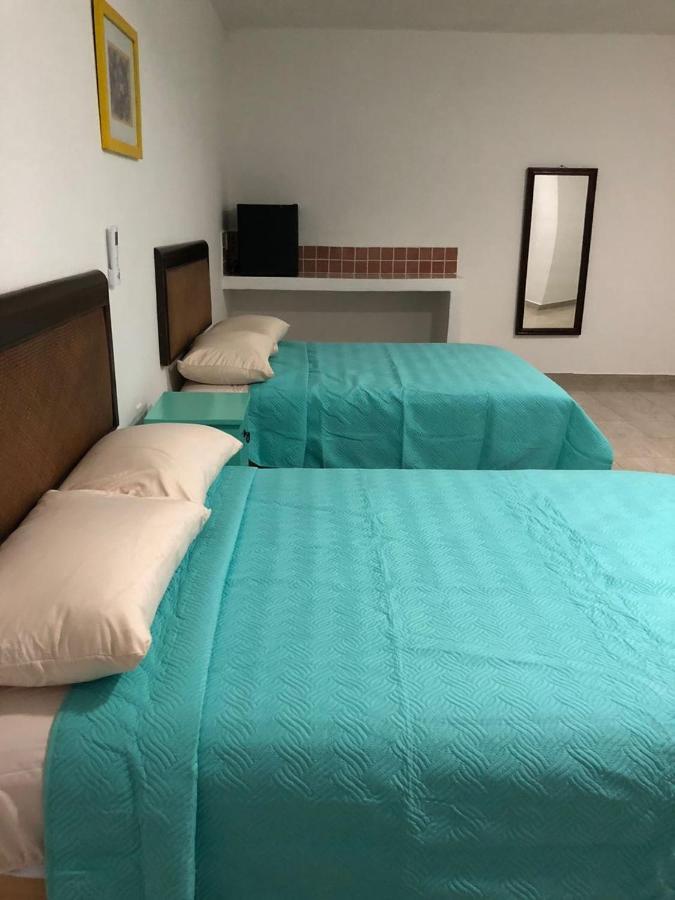 Airport Sleepy Inn Cancún Kültér fotó